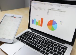 The Pros and Cons of Desktop as a Service Desktop as a Service