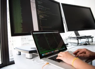 Top Reasons to Host QuickBooks on the Cloud Host QuickBooks