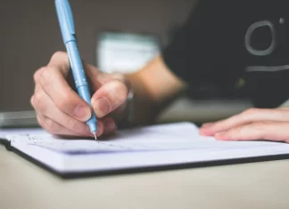How to Achieve Your Writing Goals in 2022 Writing