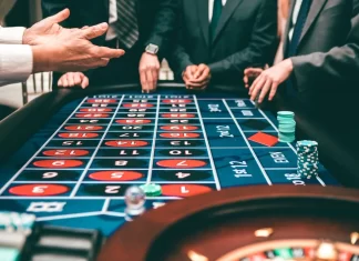 Poker from Online Casinos Casinos