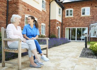 How to Make Life at Assisted Living Feel More Like Home