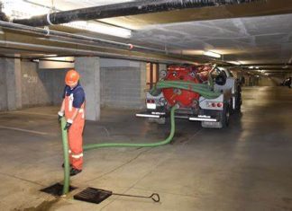 How is the underground parking lot cleaning carried out? How is the underground parking lot cleaning carried out?