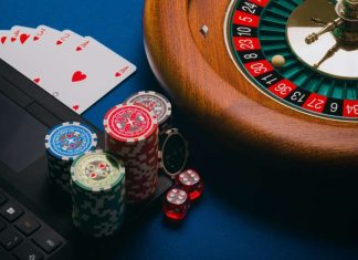 How playing casino from your mobile can improve your chances of success