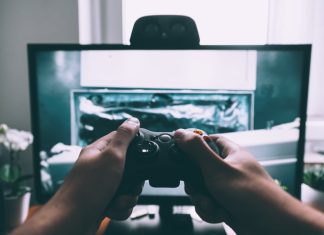 Love gaming? These pro tips will help your phone battery last longer Love gaming