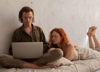 Swingers: How can watch porn on Bang help?