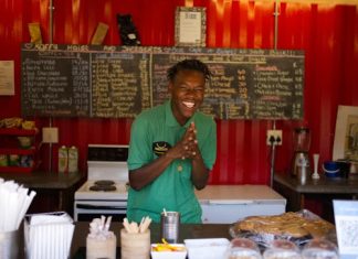How to Enjoy Your Job as a Waiter and Have Fun