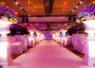 Creating Memorable Experiences: How to Enhance Your Event Planning Services with Photo Booths