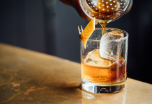 5 Must-Have Whiskey Glasses For Your Home Bar